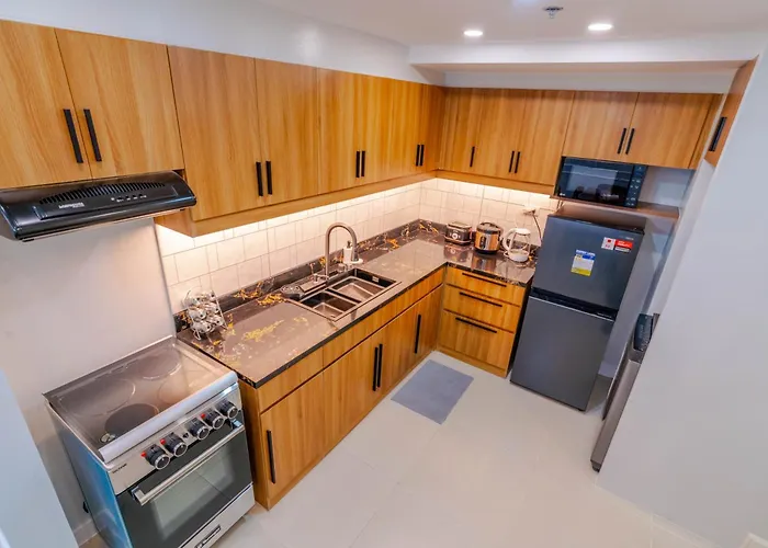 Eire Apartment *
